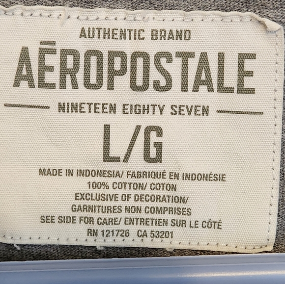 Aeropostale Grey Mens Teeshirt with White letters. Size L. EUC. - Picture 3 of 4